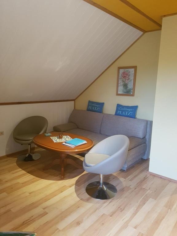 Blick zum See room 2